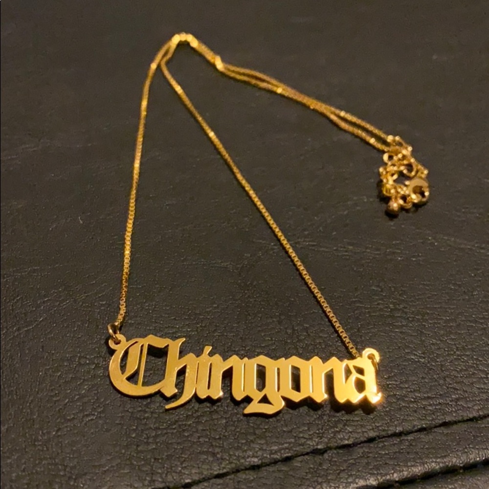 “Chingona” Old English letter necklace